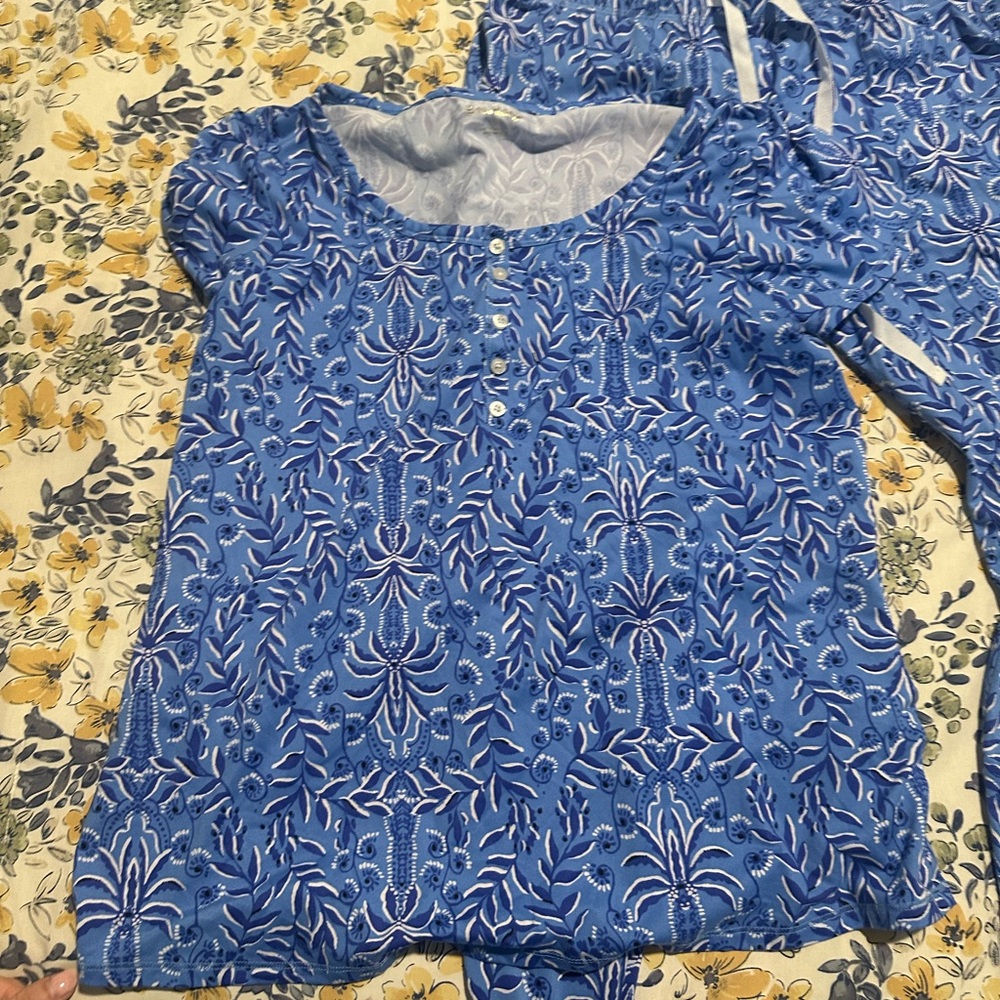Lilly Pulitzer Blue Floral Sleepwear Set